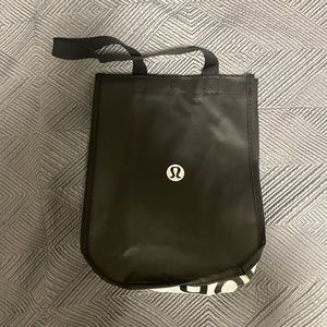 lululemon bag black and white